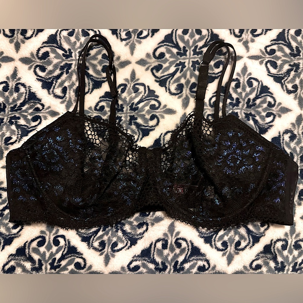 NWOT~V. Secret/Adore Me Evah Balconette Bra